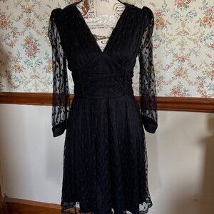 BETSEY JOHNSON Black Swiss Dot Lace Mesh Shoulder Pad Goth V-Neck sz 6